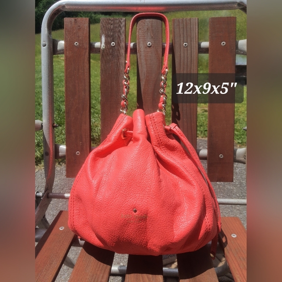 kate spade Handbags - Kate Spade Cow Leather Bucket Cinch Bag in Salmon Orange Color 🍊